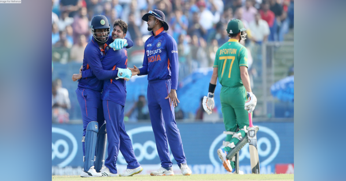 Kuldeep Yadav shines with four-wicket haul as India trump South Africa in third ODI, clinch series 2-1